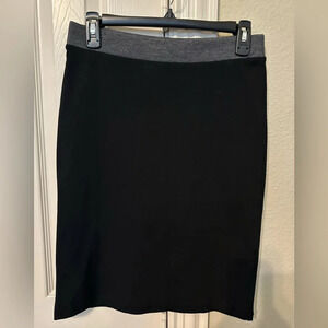 Banana Republic Ponte skirt with gray ribbed waistband - new without tags